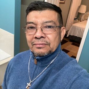 Meet your Posher, Luis